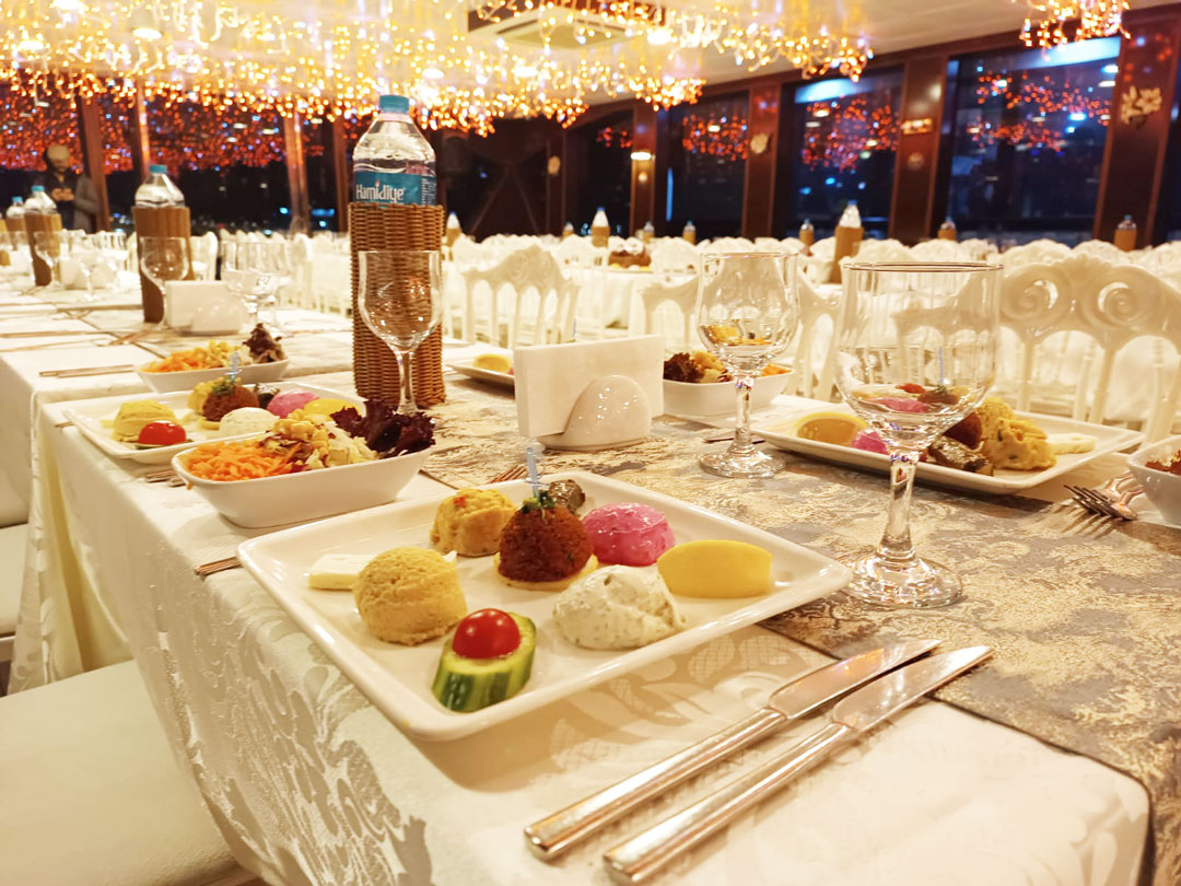 BOSPHORUS DINNER CRUISE - WITHOUT ALCHOL 